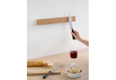 Taylor's Eye Witness Magnetic Oak Knife Rack (holds up to 8 knives)